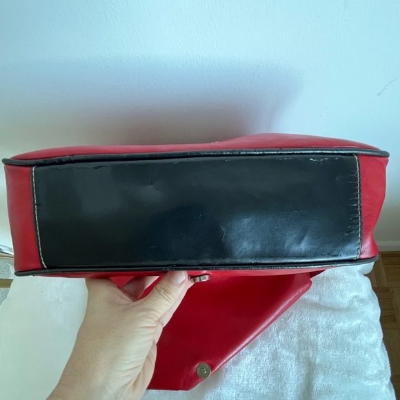 ECKO unltd RARE Marc ECKO Autograph Gold Rhino Red Crossbody Bag Vintage - Picture 10 of 17